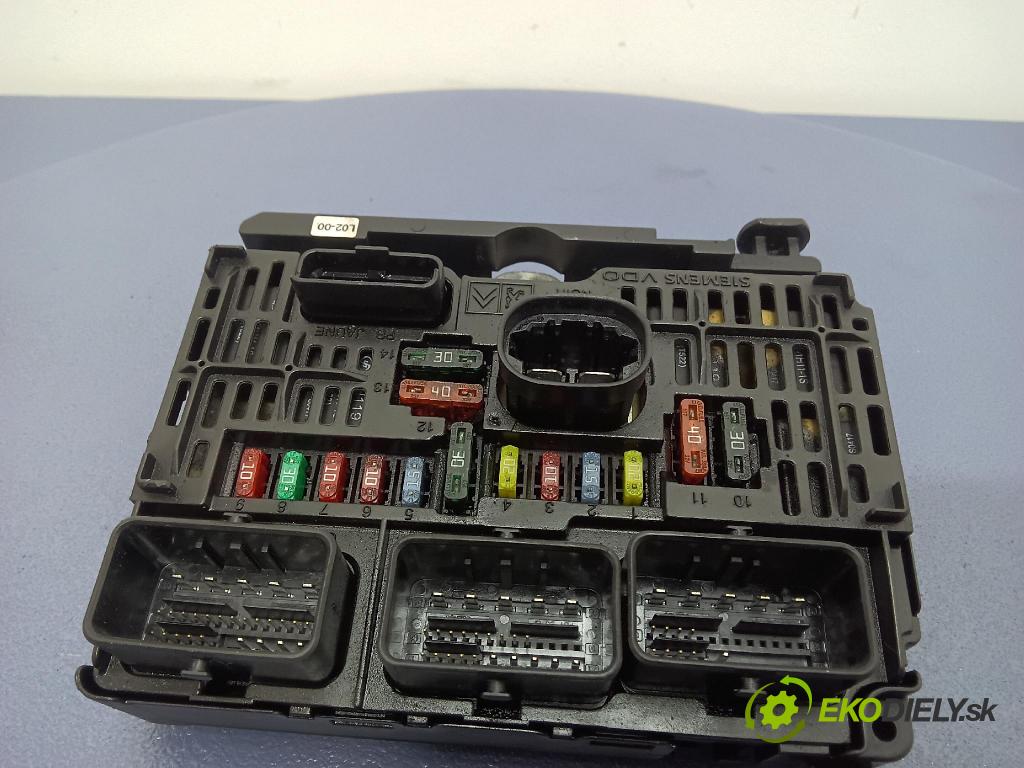 Peugeot 407 2006 skrinka Poistky: 9656086180