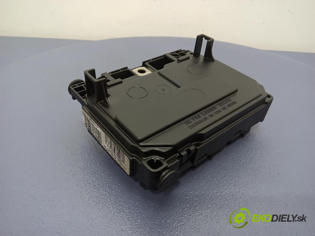 Peugeot 407 2006 skrinka Poistky: 9656086180