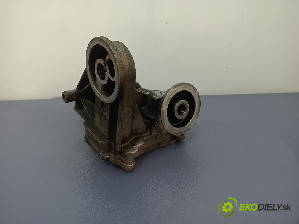Vw Lt 1999 obal Filtre: oleja 074115405J