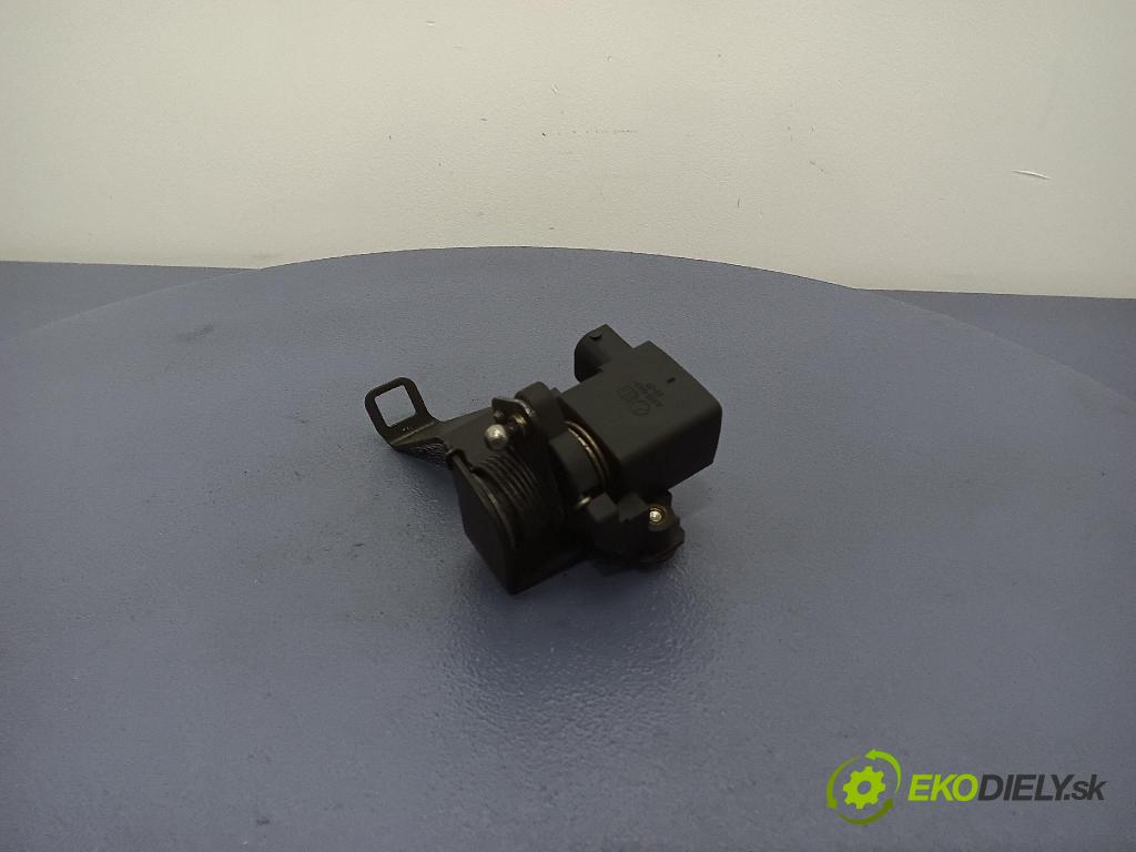 Mercedes-benz E 320 cdi 2001 pedal Plyn: A012-542-33-17