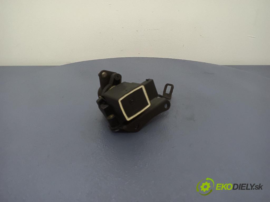 Mercedes-benz E 320 cdi 2001 pedal Plyn: A012-542-33-17