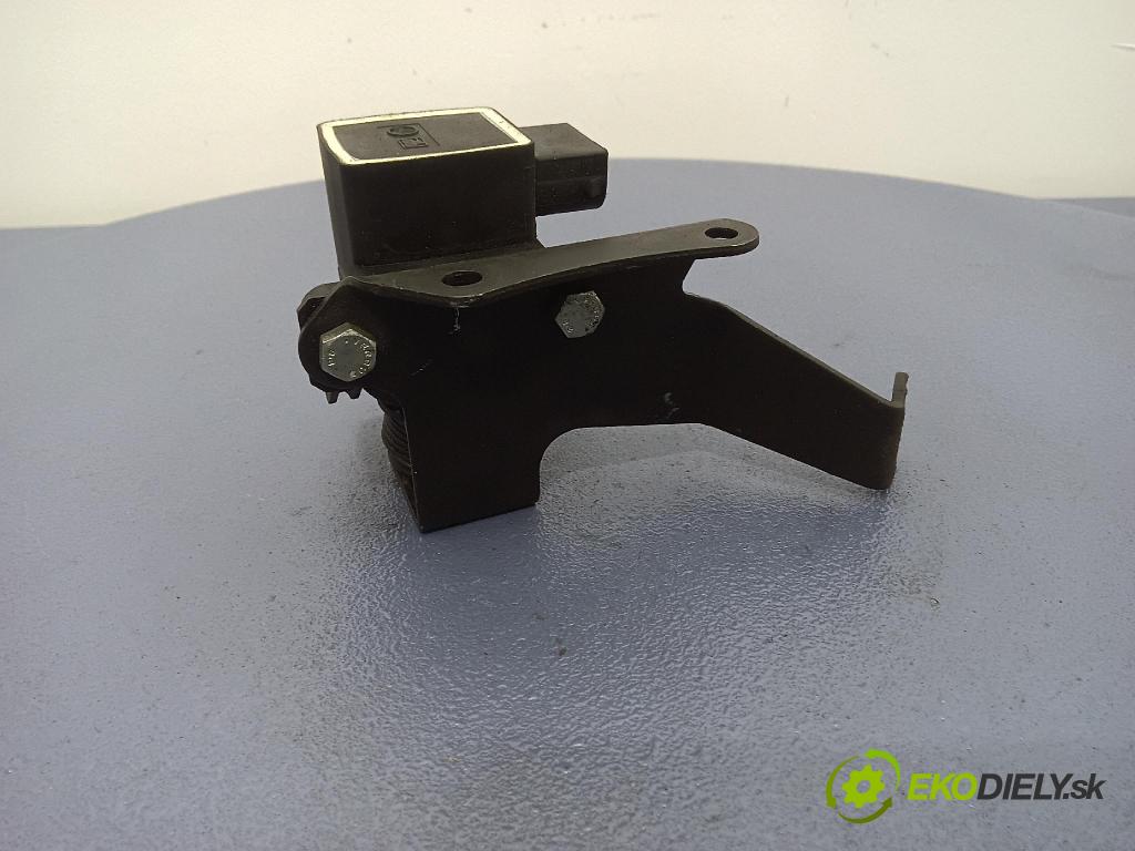 Mercedes-benz E 320 cdi 2001 pedal Plyn: A012-542-33-17