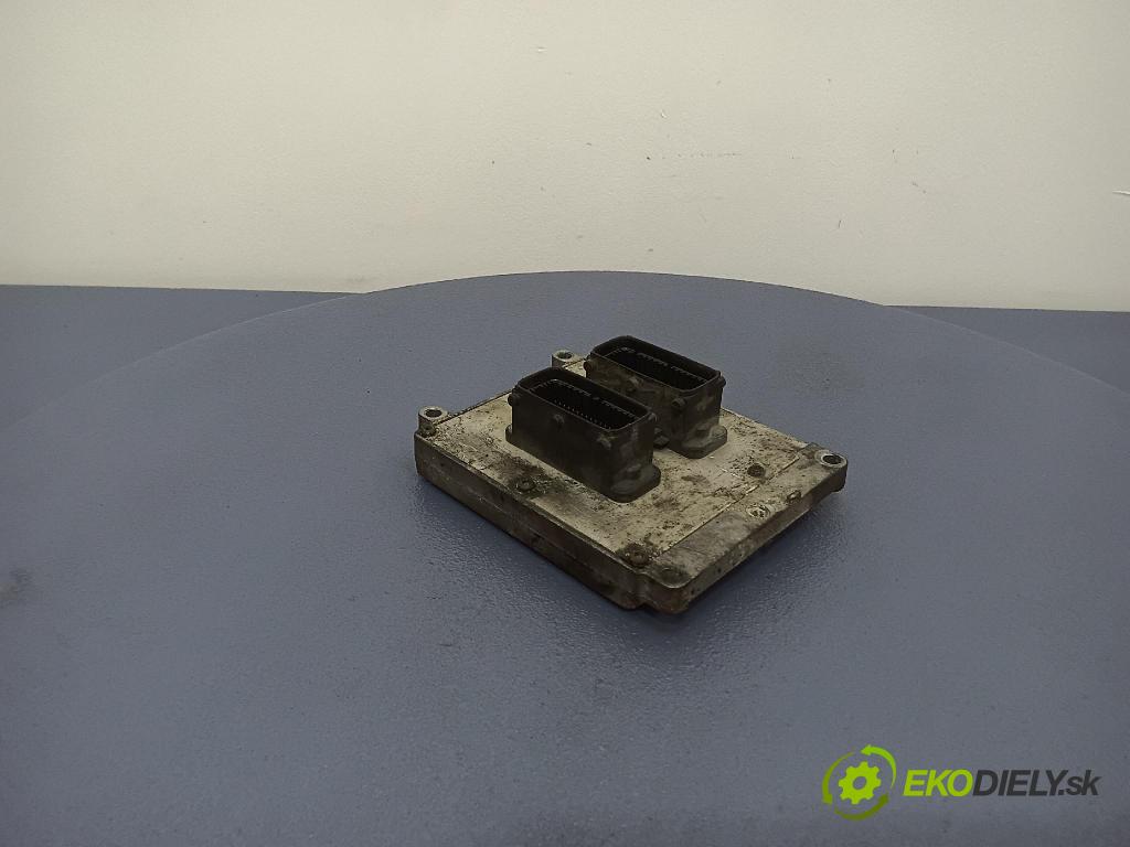 Opel Vectra 2004 riadiaca jednotka Motor: 12571663AN