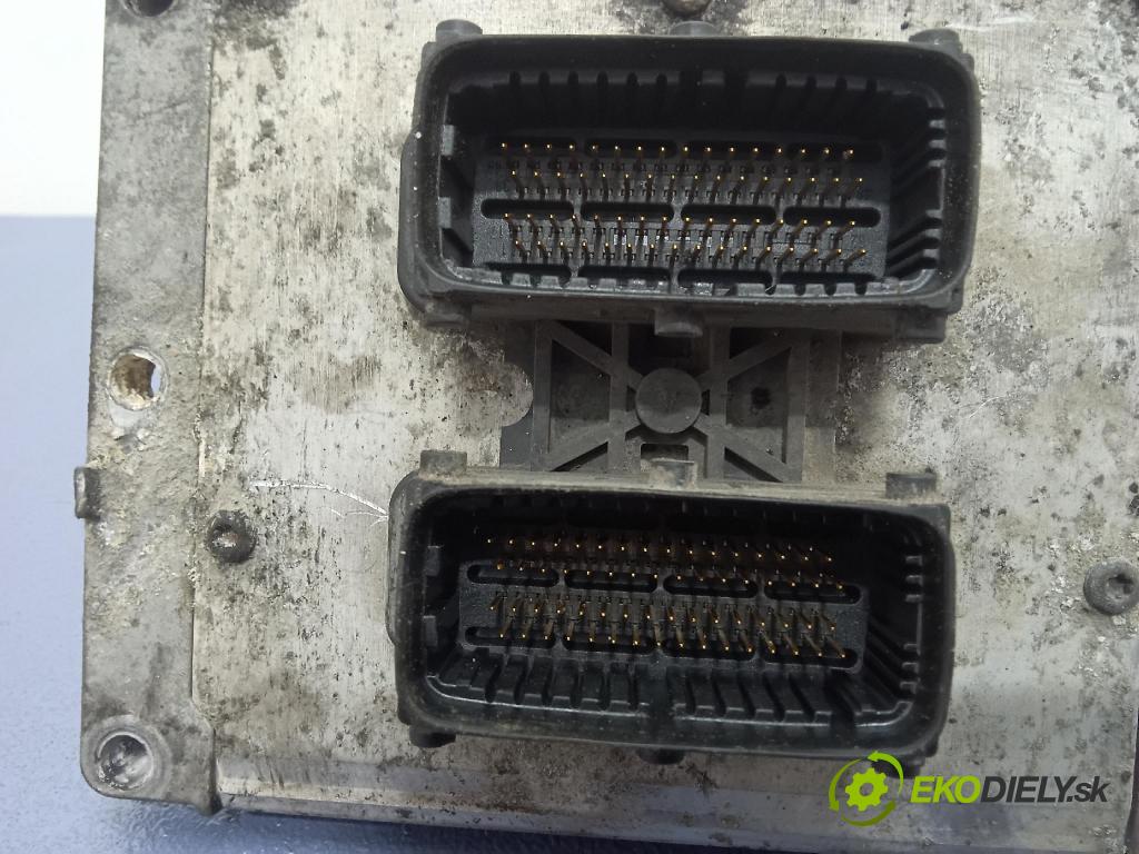 Opel Vectra 2004 riadiaca jednotka Motor: 12571663AN