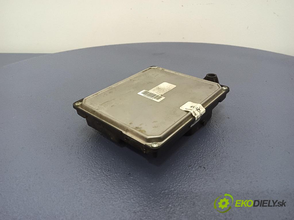 Opel Vectra 2004 riadiaca jednotka 67R-014903