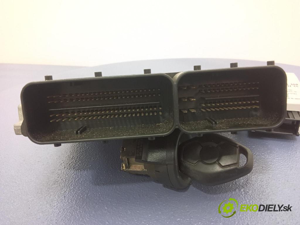 Bmw 320 2002 řídící jednotka Motor: 7789572