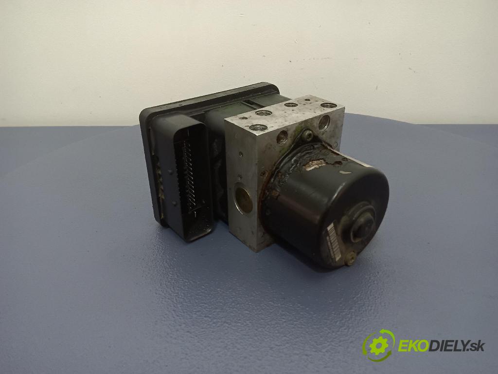 Bmw 320 2002 čerpadlo ABS x 6759075