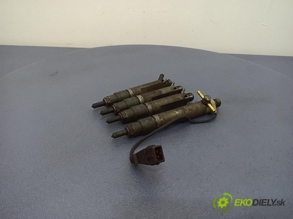 Audi A4 2000 vstrek 028130202H