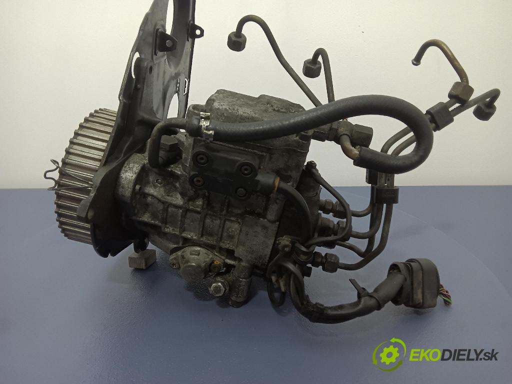 Audi A4 2000 čerpadlo Injekcia: 028130147M