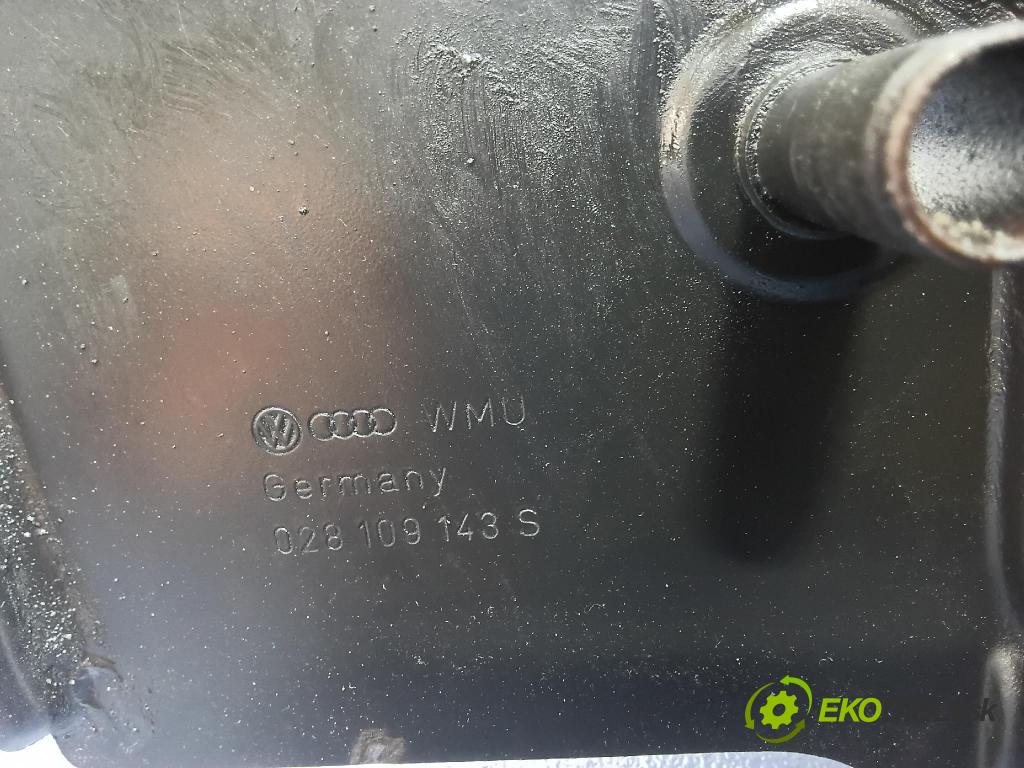Audi A4 2000 čerpadlo Injekcia: 028130147M