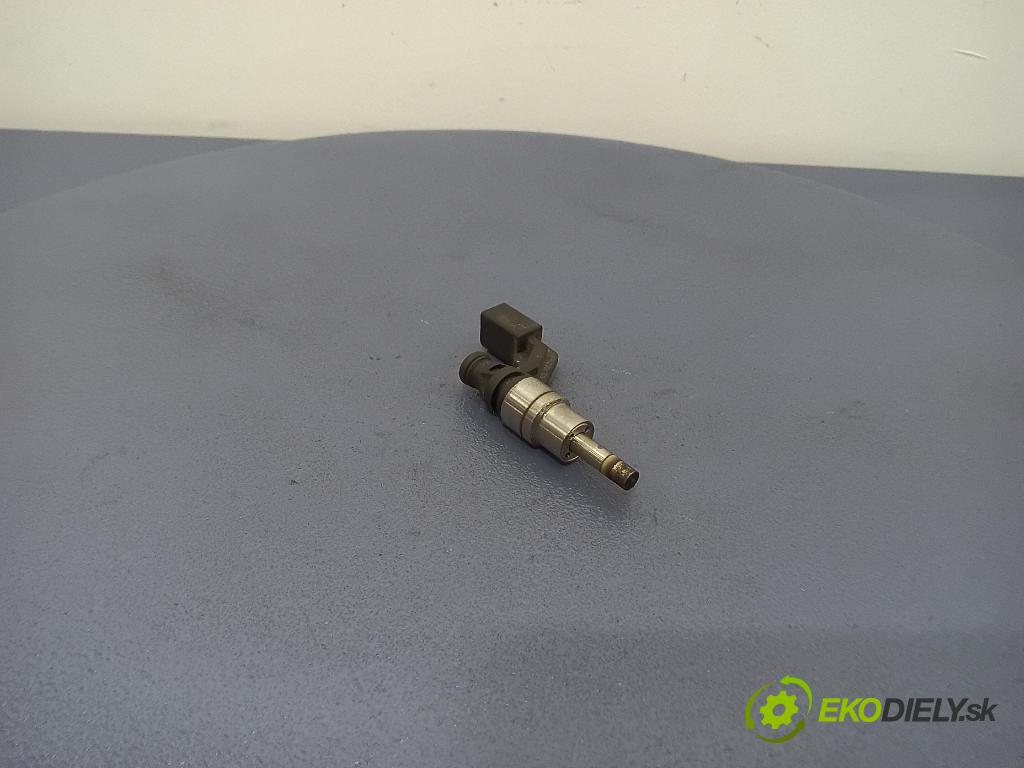 Vw Passat 2005 vstrek 03C906036A