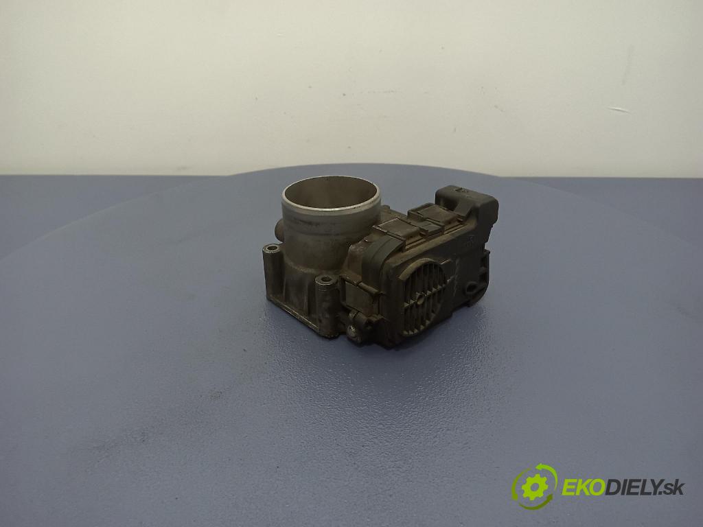 Vw Passat 2005 klapka 03C133062A