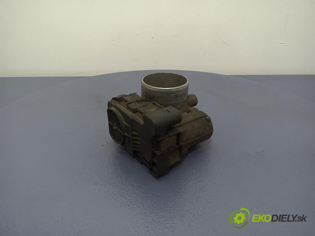 Vw Passat 2005 klapka 03C133062A