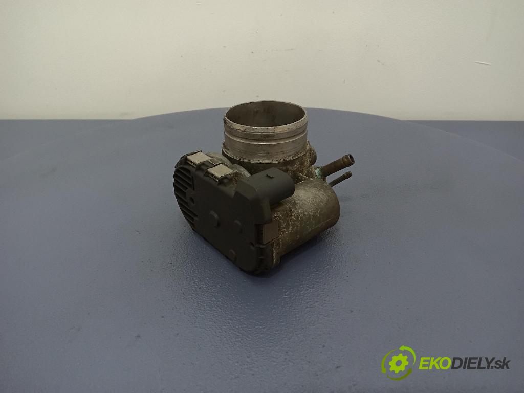Volkswagen Passat 1999 klapka 06B133062E