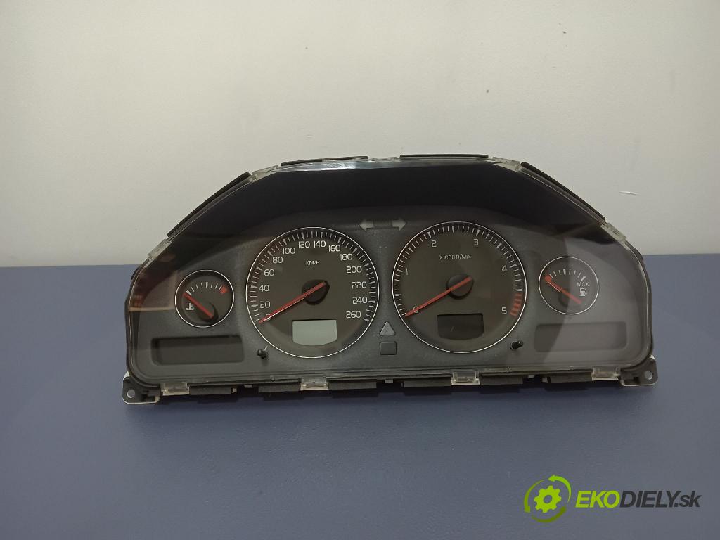 Volvo V70 2006 prístrojovka/ budíky 30746102