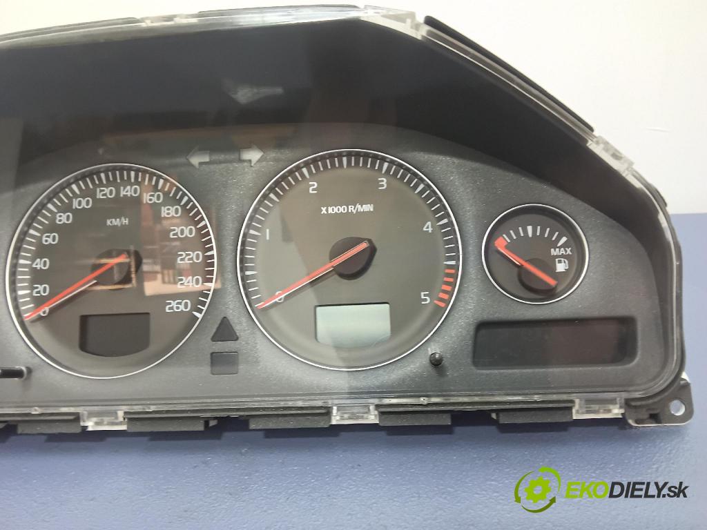 Volvo V70 2006 prístrojovka/ budíky 30746102