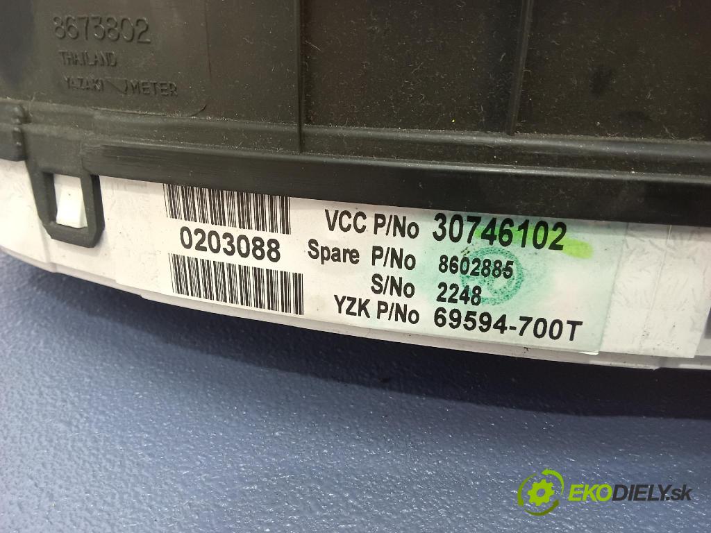 Volvo V70 2006 prístrojovka/ budíky 30746102