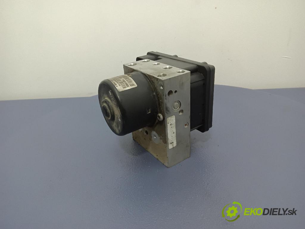 Volvo V70 2006 čerpadlo ABS x 30714956