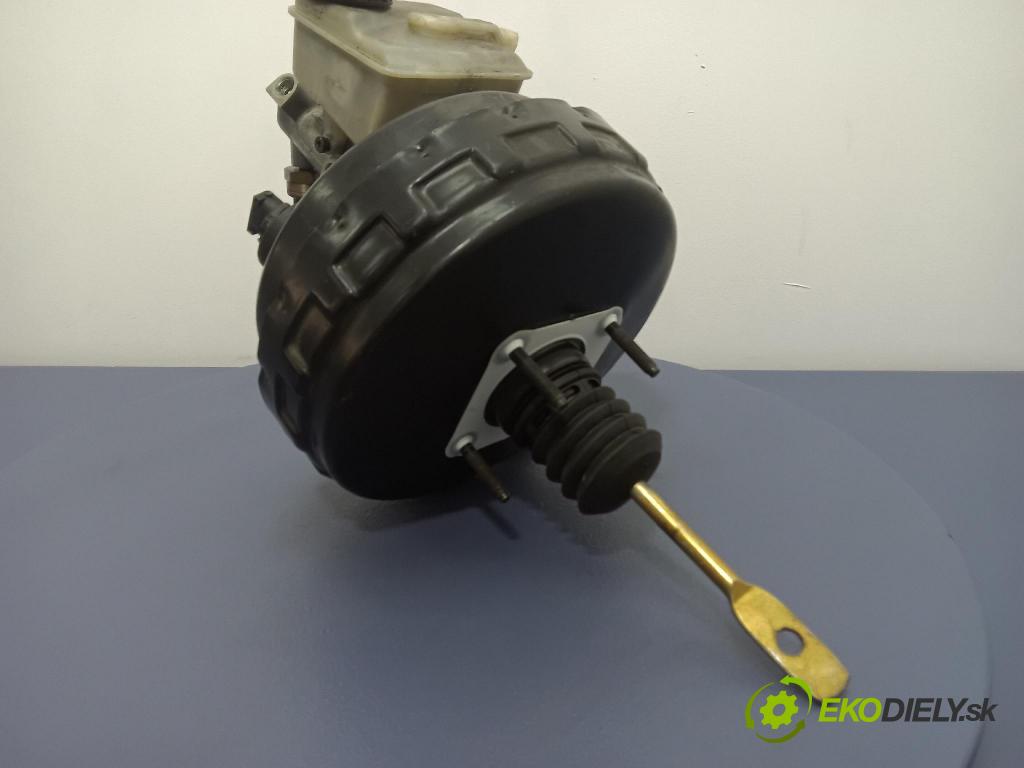Volvo V70 2006 servo Brzdní: P30714320