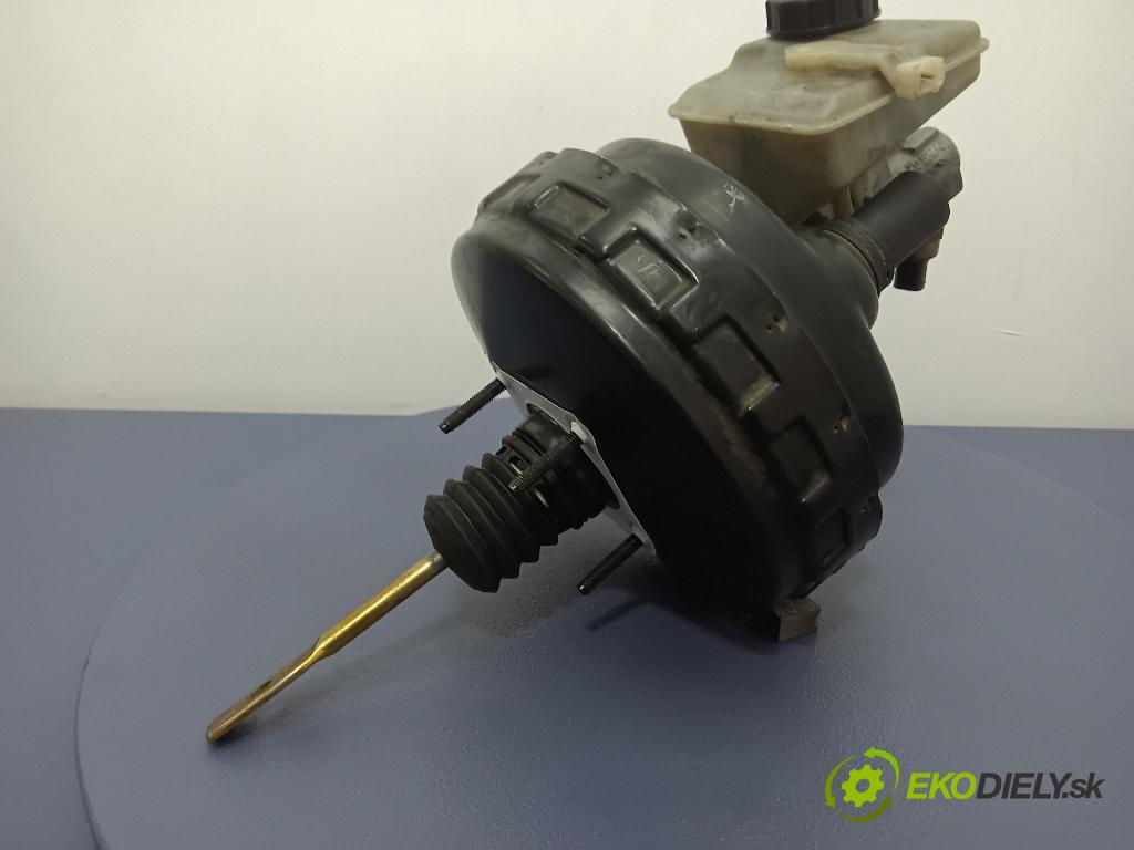 Volvo V70 2006 servo Brzdní: P30714320