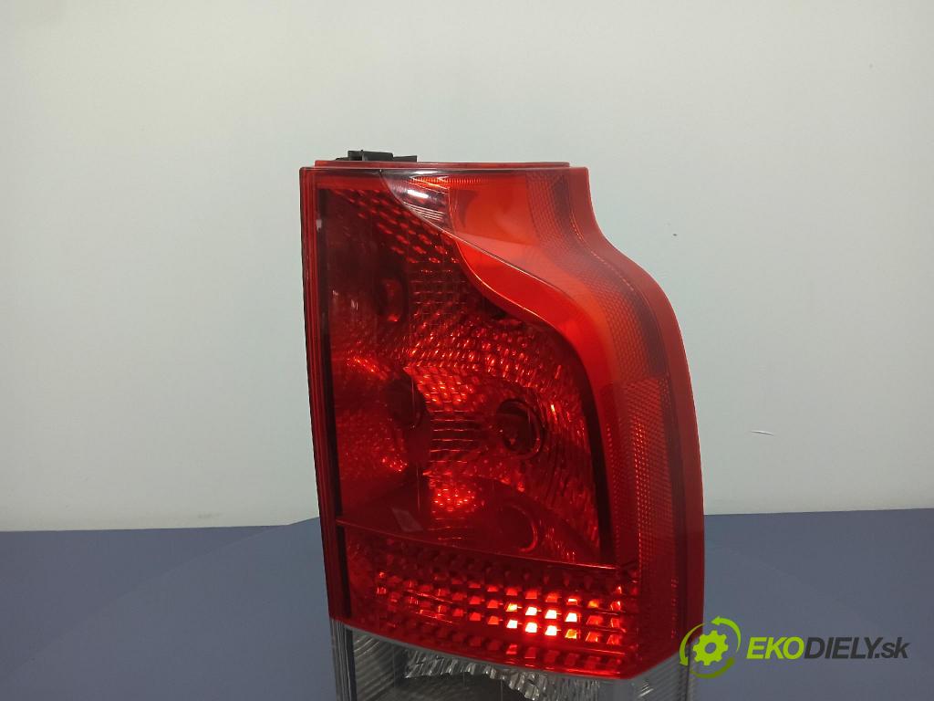 Volvo V70 2006 svetlo / reflektor zad Prava: Vonkajsia: 161038