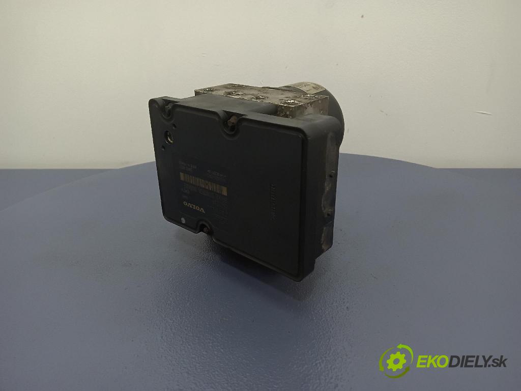 Volvo V70 2003 čerpadlo ABS x 8671224