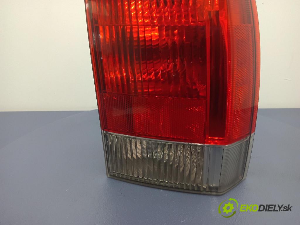 Volvo V70 2003 svetlo / reflektor zad Prava: Vonkajsia: 9154498