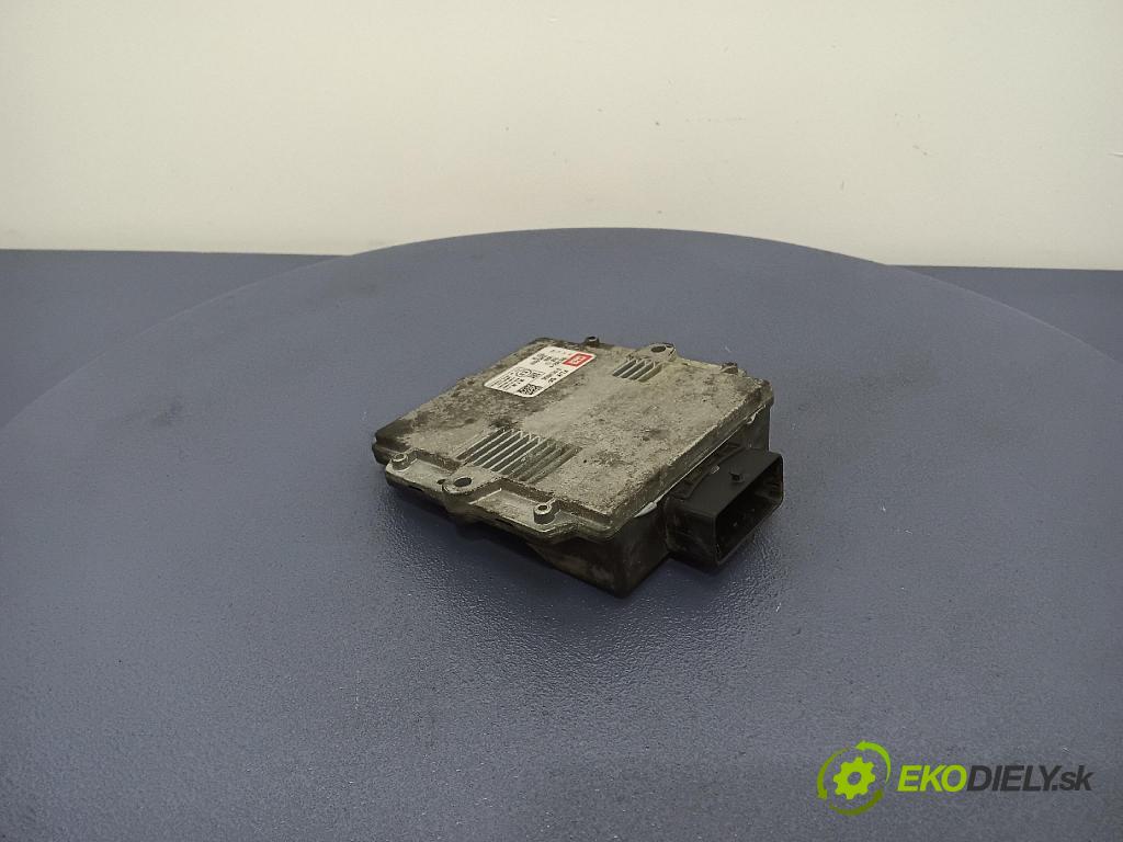Volvo V70 2003 riadiaca jednotka DE817024
