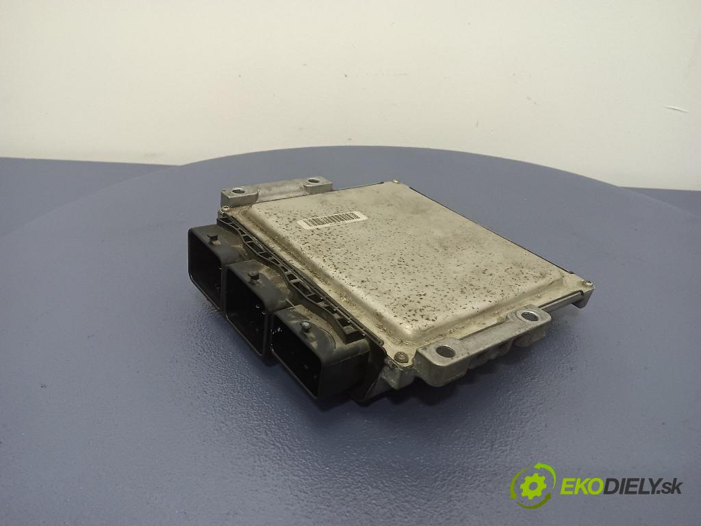 Citroen C5 2011 riadiaca jednotka Motor: 9676860180