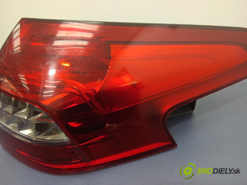Citroen C5 2011 svetlo / reflektor zad Prava: Vonkajsia: X8X-13404-AX