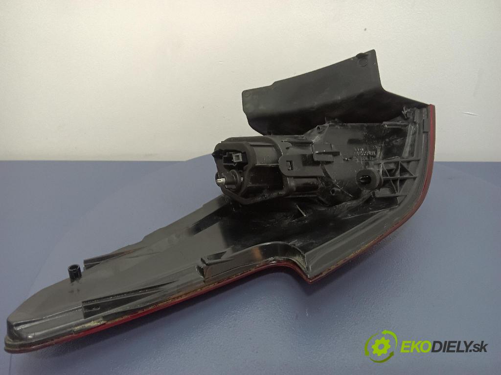 Citroen C5 2011 svetlo / reflektor zad Prava: Vonkajsia: X8X-13404-AX