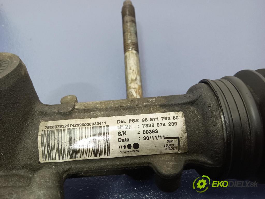 Citroen C5 2011 Ozubené kolo: volant 9687179280