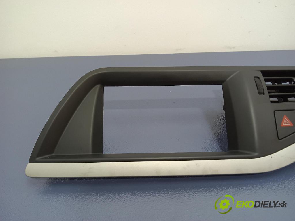 Citroen C5 2011 kryt Plast: Interiéry: 9682297777