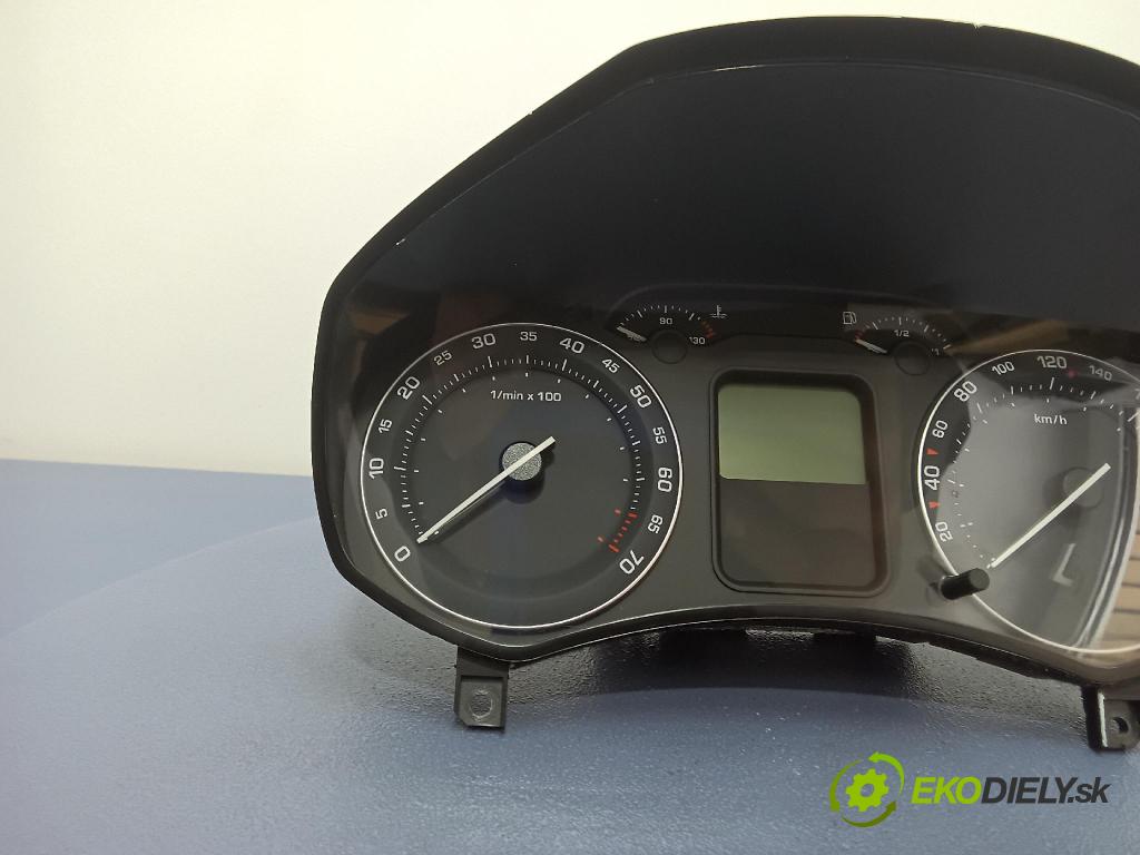 Skoda Octavia 2005 prístrojovka/ budíky 1Z0920810B