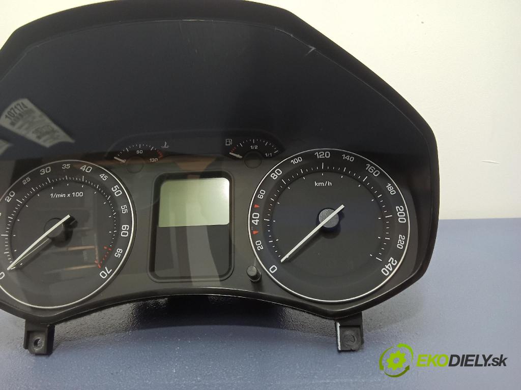 Skoda Octavia 2005 prístrojovka/ budíky 1Z0920810B