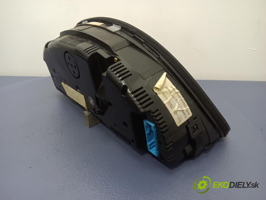 Audi A4 2003 prístrojovka/ budíky 0263626156
