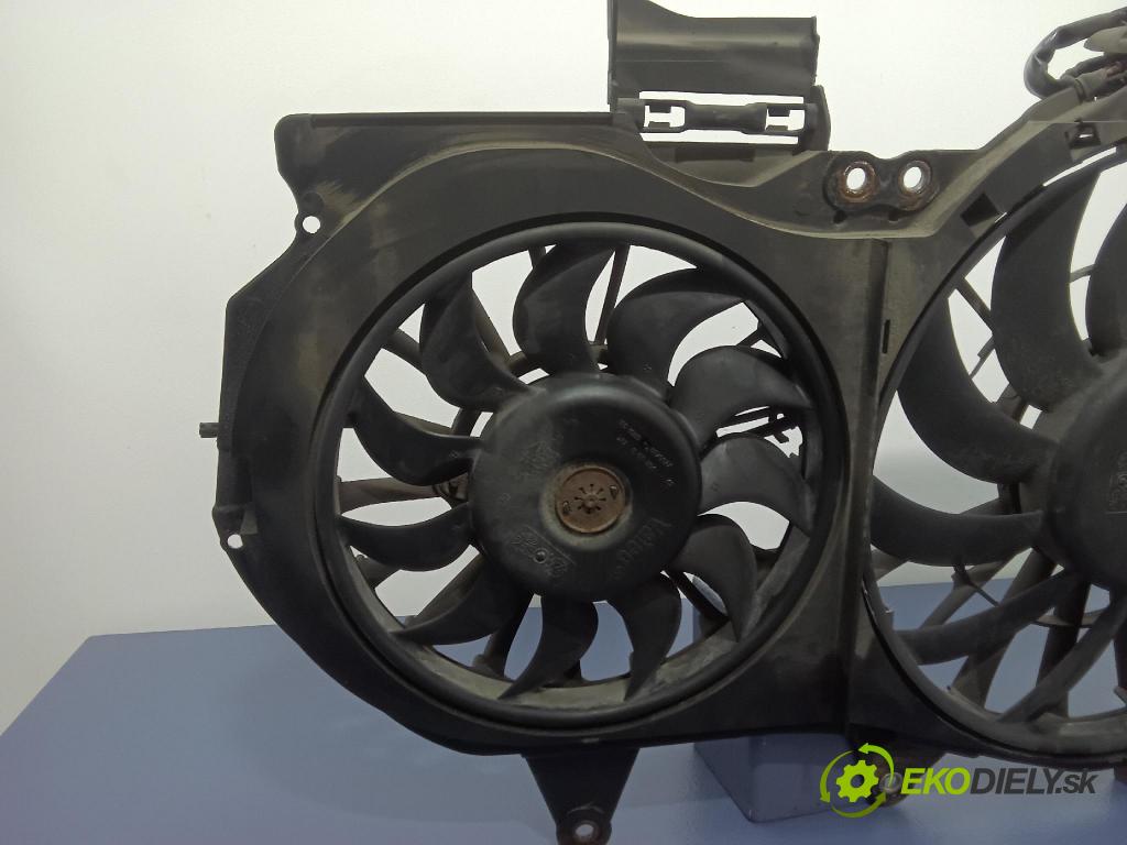 Audi A4 2005 Ventilátor Chladič: 8E0121205AB