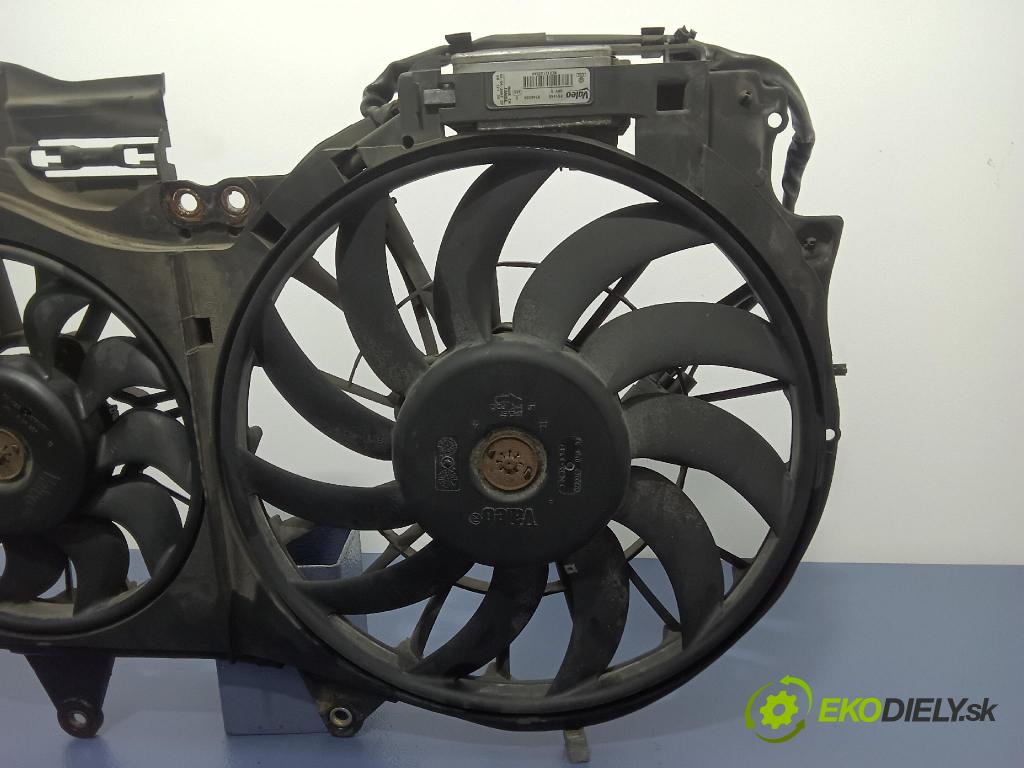 Audi A4 2005 Ventilátor Chladič: 8E0121205AB