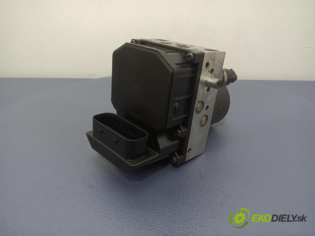 Audi A4 2003 čerpadlo ABS x 8E0614517