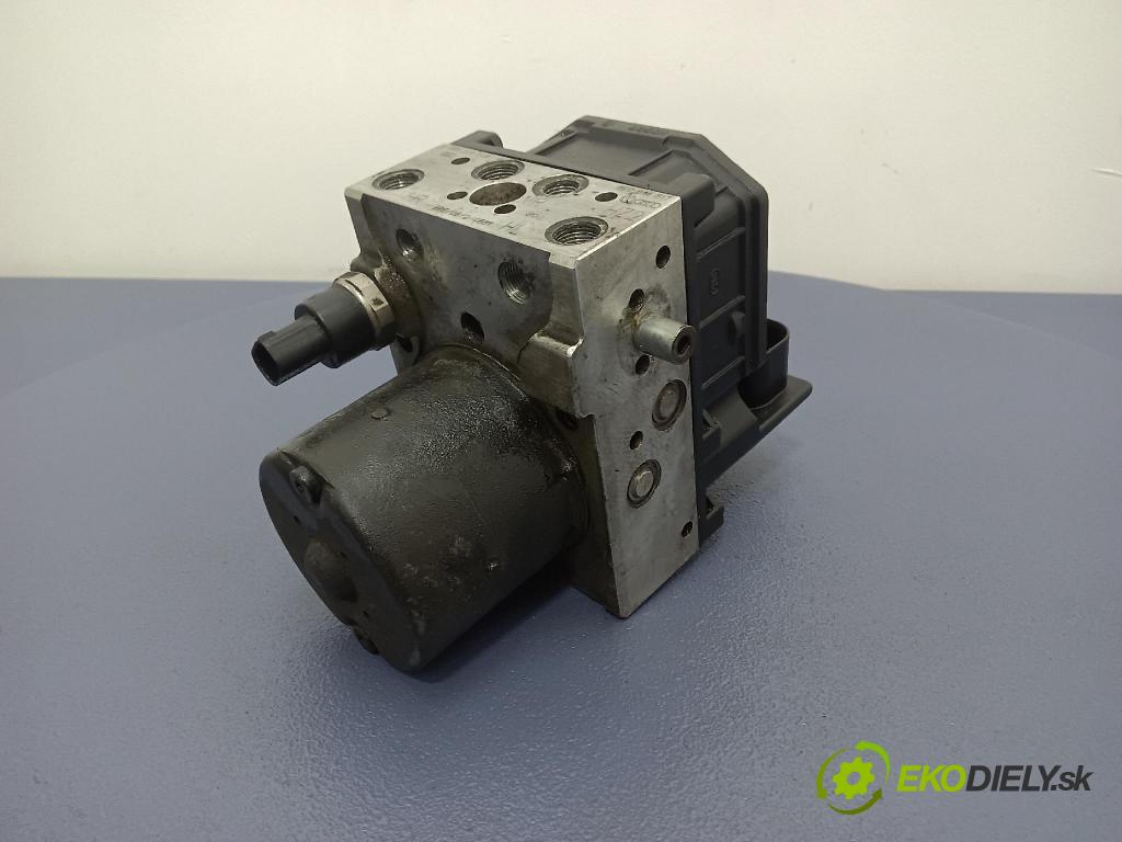 Audi A4 2003 čerpadlo ABS x 8E0614517