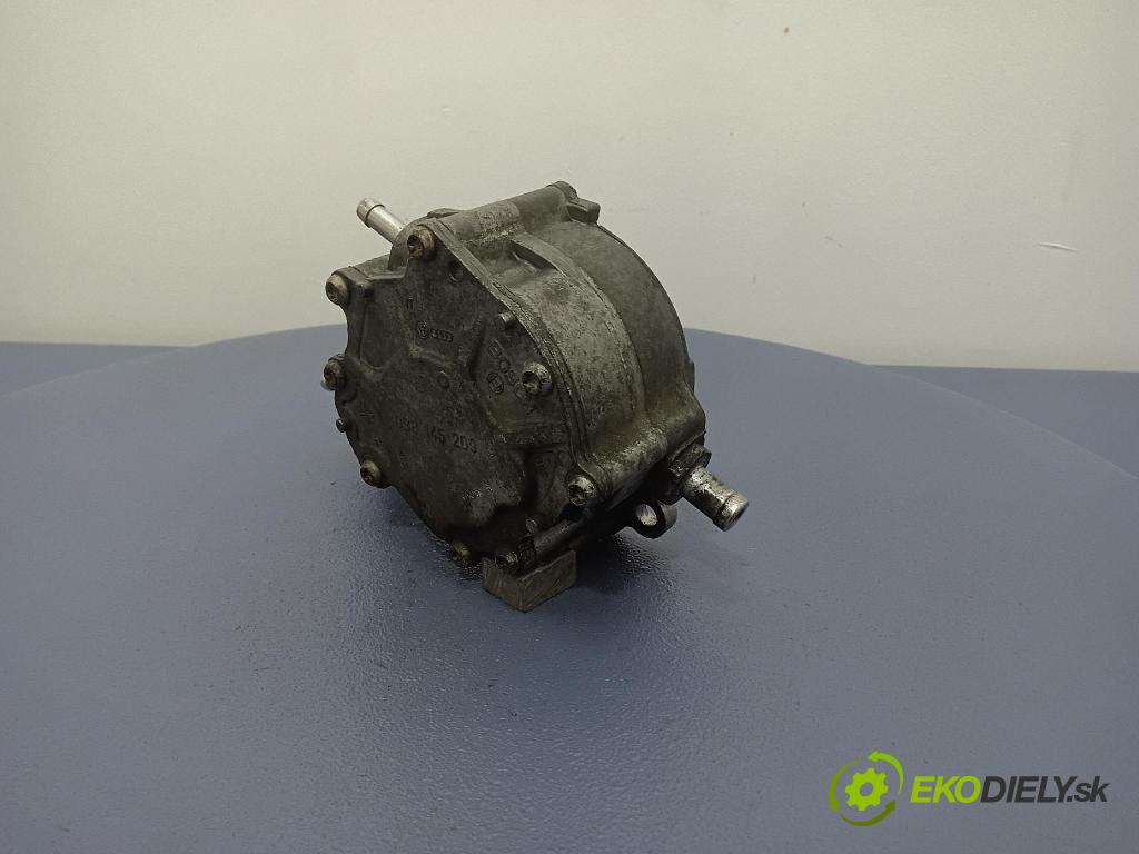 Volkswagen Golf 1998 čerpadlo vákuová 038145209C
