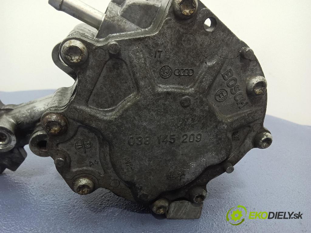 Volkswagen Golf 1998 čerpadlo vákuová 038145209C