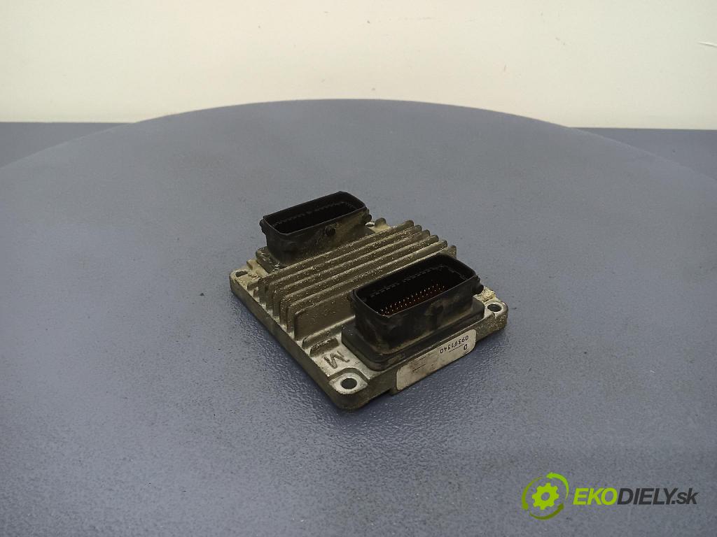 Opel Vectra 2000 riadiaca jednotka Motor: 09391340