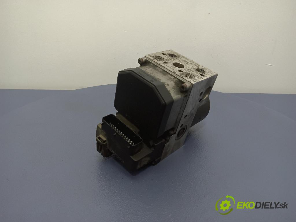 Audi A4 1999 čerpadlo ABS x 8E0614111B