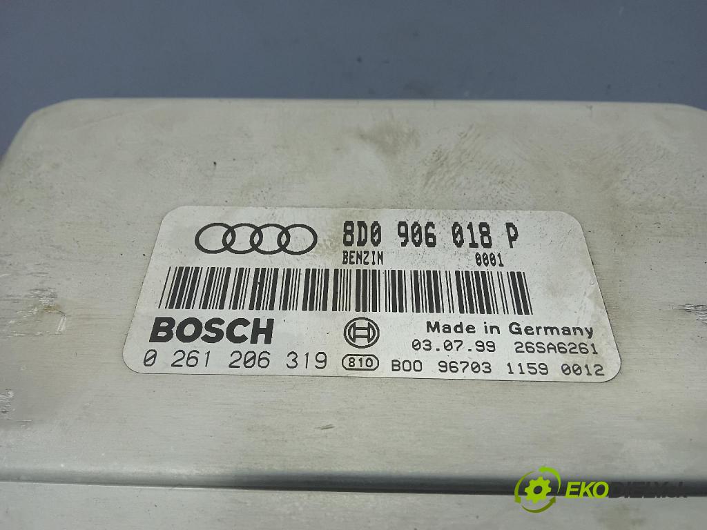 Audi A4 1999 riadiaca jednotka Motor: 8D0906018P