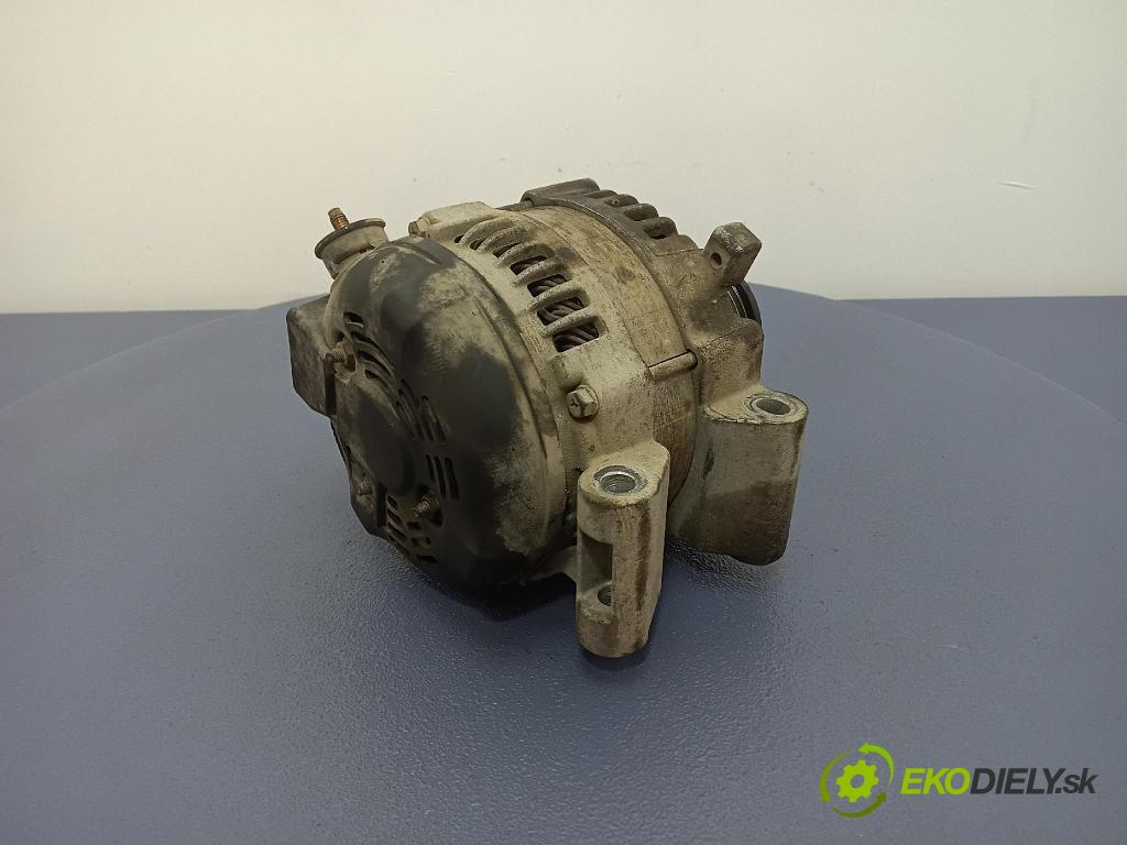 Toyota Avensis 2005 Alternator 01