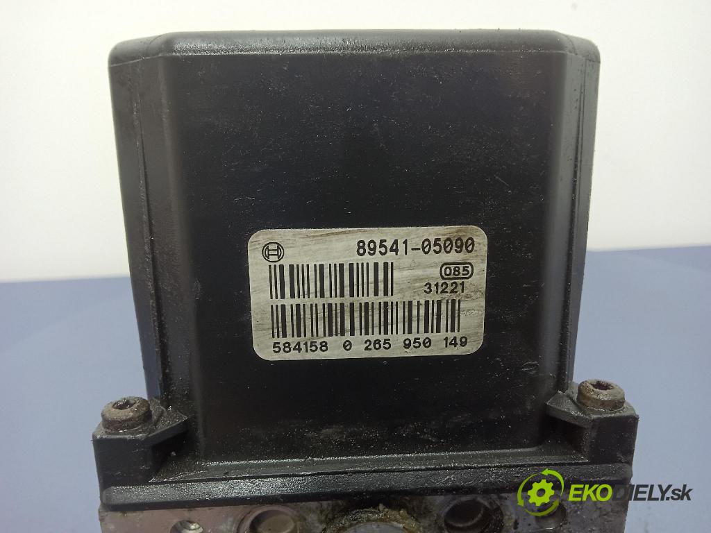 Toyota Avensis 2005 čerpadlo ABS x 44540-05040