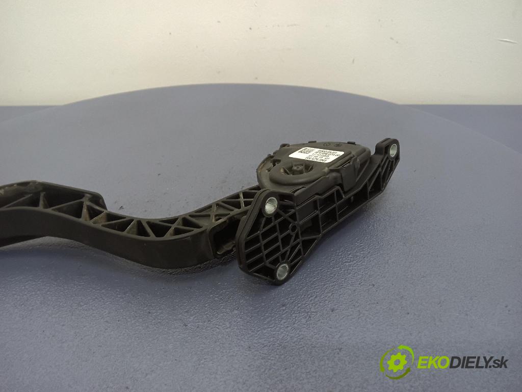 Suzuki Grand vitara 2006 pedal Plyn: I5900-65J01