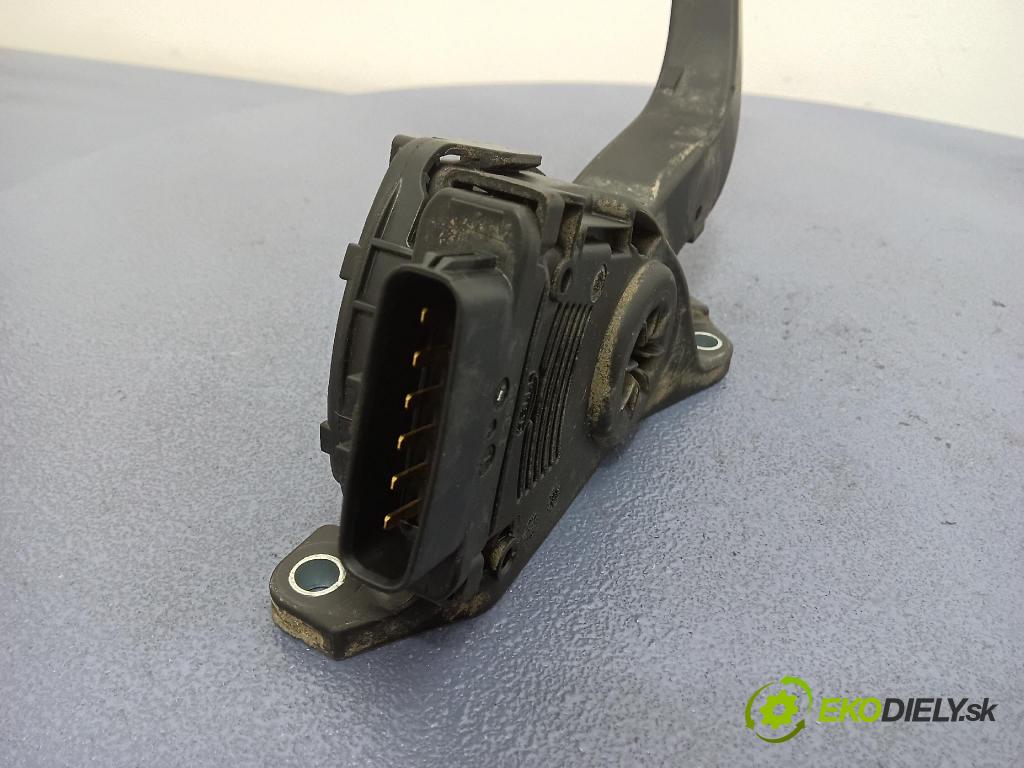 Suzuki Grand vitara 2006 pedal Plyn: I5900-65J01