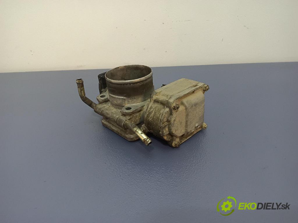 Mitsubishi Carisma 2003 škrticí klapka EAC60-003